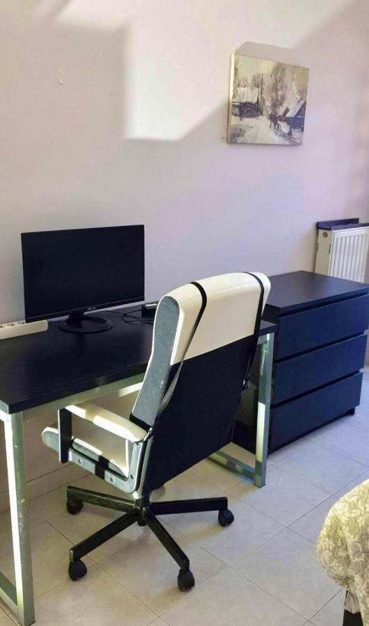 Modern 2Br City Flat 10Min From The Beach Athens Exterior photo